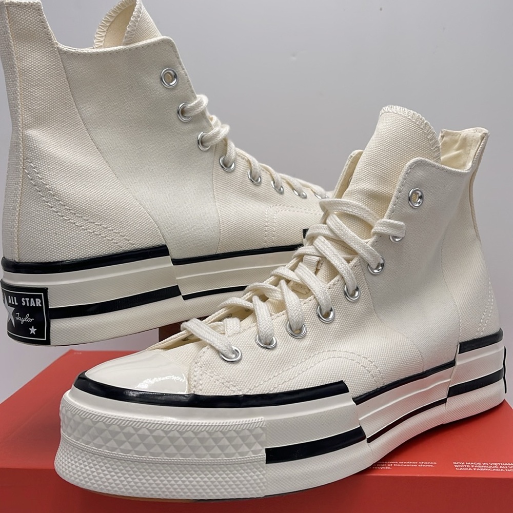Converse WMNS CHUCK 70 PLUS HI
EGRET/BLACK/EGRET A00915C Platforms Sneakers - Picture 11 of 16
